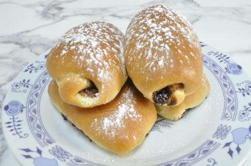 Beskydské nadýchané povidlové rolky – Snadné recept z Česko kuchyně, hotový za 90 a více minut